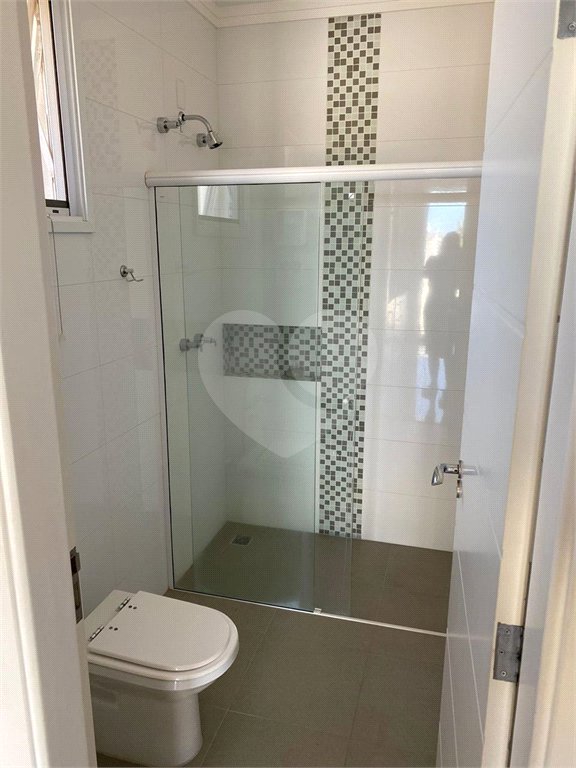 Casa à Venda de 4 dormitórios suítes em São Carlos, no Condomínio Damha I