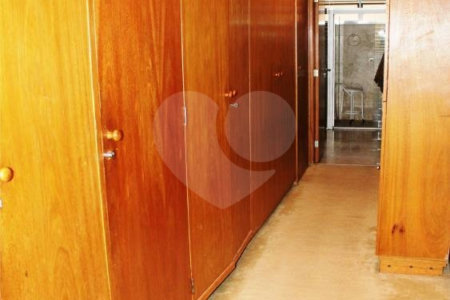 Casa Térrea à venda com 3 quartos, sendo 1 suíte, em Granja Julieta, São Paulo, SP