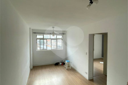 Apartamento à venda com 1 quarto em Cambuci, São Paulo, SP