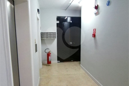 Sala comercial para venda ou locação na Bela Vista