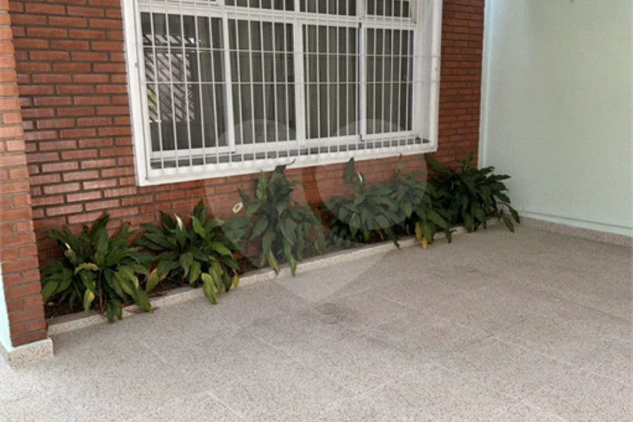 Sobrado à venda com 2 suítes em Vila Marari, São Paulo, SP