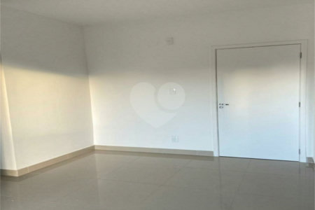 Apartamento no Residencial Flor de Liz