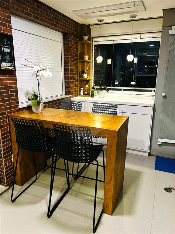 Apartamento 2 Dorm 1 Suite - Porteira Fechada - Bela Vista
