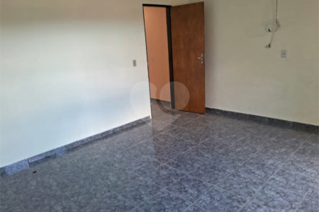 Casa na Rua Maria Angélica Franci