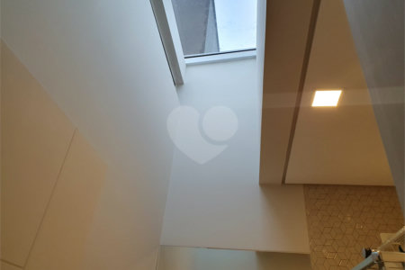 CASA A VENDA NO URBANOVA, CONDOMINIO JAGUARY, 4 DORMITORIOS, 4 SUITES, 5 VAGAS, PISCINA, SJC