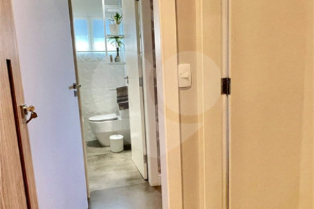 Cobertura à venda na Aclimação de 300m² com 2 vagas.
