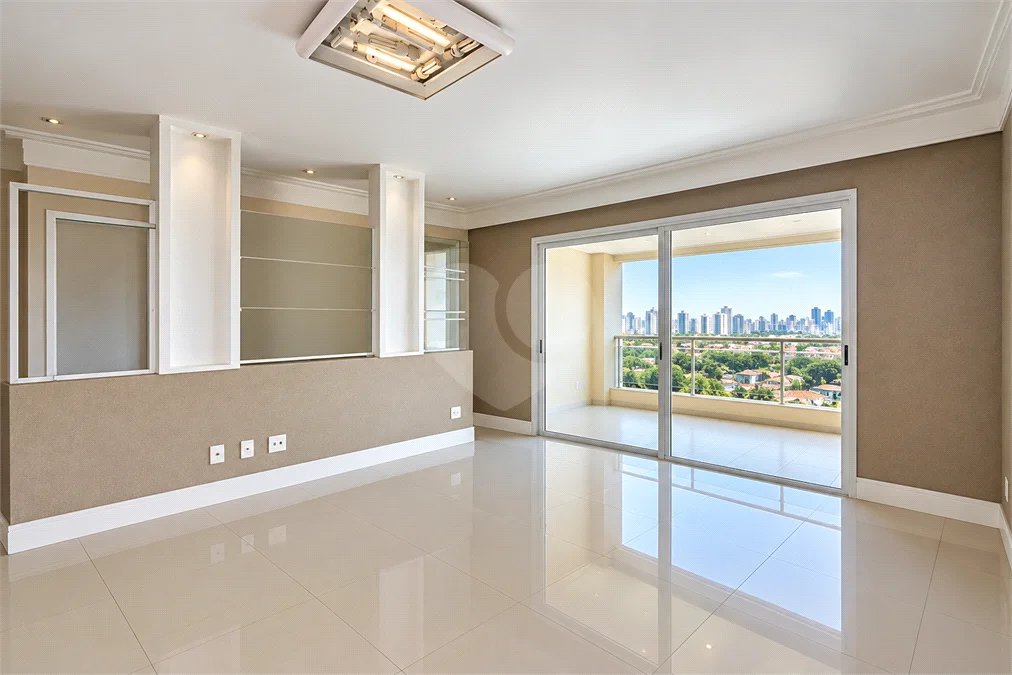 Cobertura de 260 m² em São Bernardo do Campo, com 4 dormitórios, 3 suítes, piscina privativa, espaço gourmet e vista livre. Viva esse privilégio! Agende sua visita e encante-se!