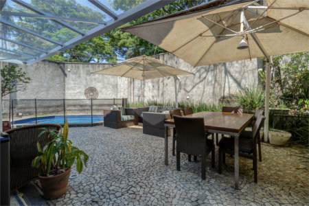 Casa à venda com 3 suítes no condomínio Villa Splendore, São Paulo - SP