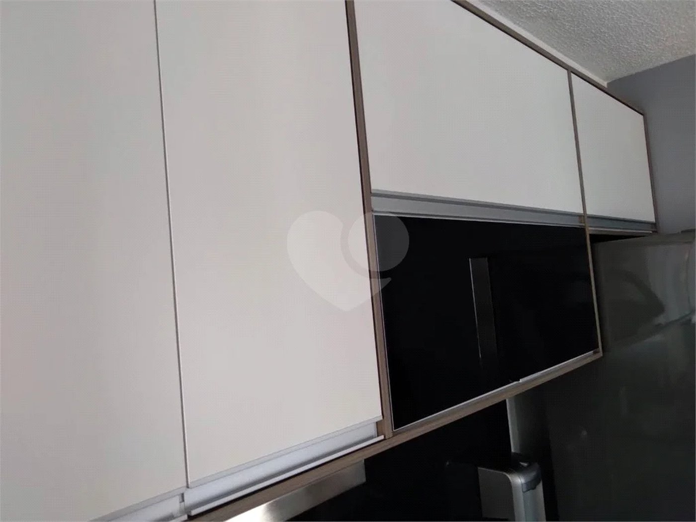Apartamento à venda com 2 quartos no condomínio Pitangueiras, Hortolândia - SP