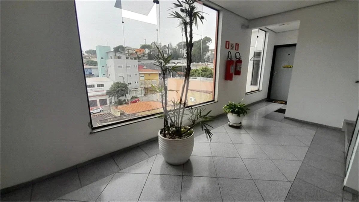 **SALA COMERCIAL DE 80 M² NO BAETA NEVES | EXCELENTE CUSTO-BENEFÍCIO E LOCALIZAÇÃO ESTRATÉGICA**
