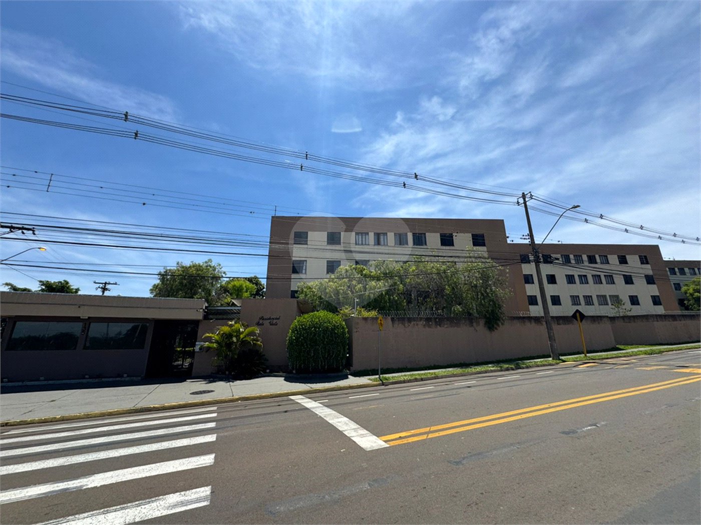Apartamento com 03 Dormitórios, á venda, em São Carlos-SP.