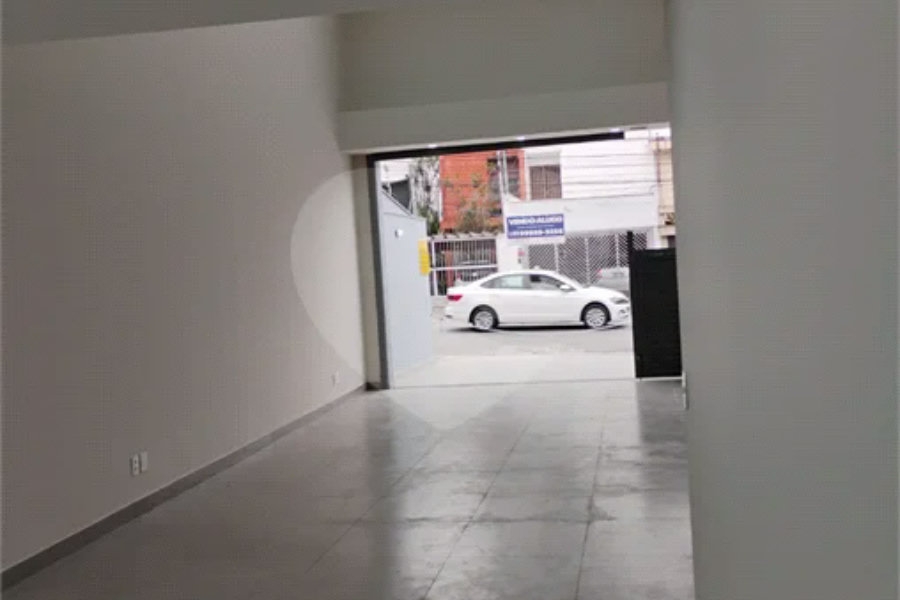 Aluga-se Salão Comercial na Vila Mascote