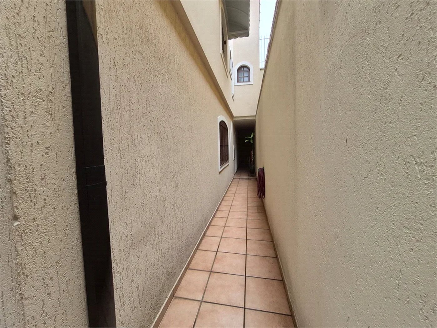 Sobrado à venda com 3 quartos, sendo 1 suíte, em Jardim Sarah, São Paulo, SP