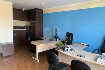 Sala comercial á venda