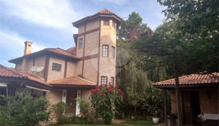 Chácara à venda com 7 quartos, sendo 3 suítes,  em Saboó, São Roque, SP