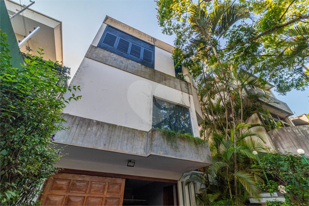 Sobrado à venda com 3 quartos, sendo 1 suíte, em Jardim Prudência, São Paulo, SP