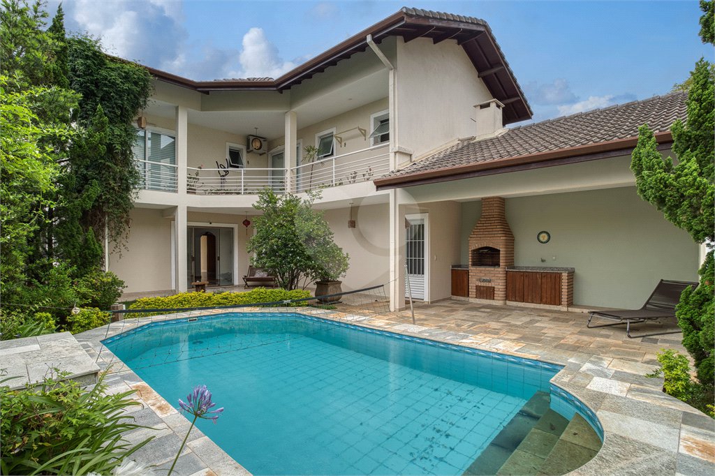 Casa à venda com 4 suítes em Chácara Monte Alegre, São Paulo, SP