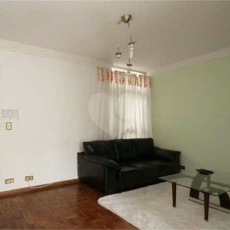 Apartamento de 84m2 com 2 Quartos e 1 banheiro à Venda na Bela Vista