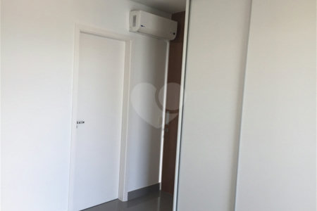 EXCELENTE APARTAMENTO PARA LOCAÇÃO NO ITAIM BIBI, 70 M2, 1 SUITE, 2 BANHEIROS, 2 VAGAS