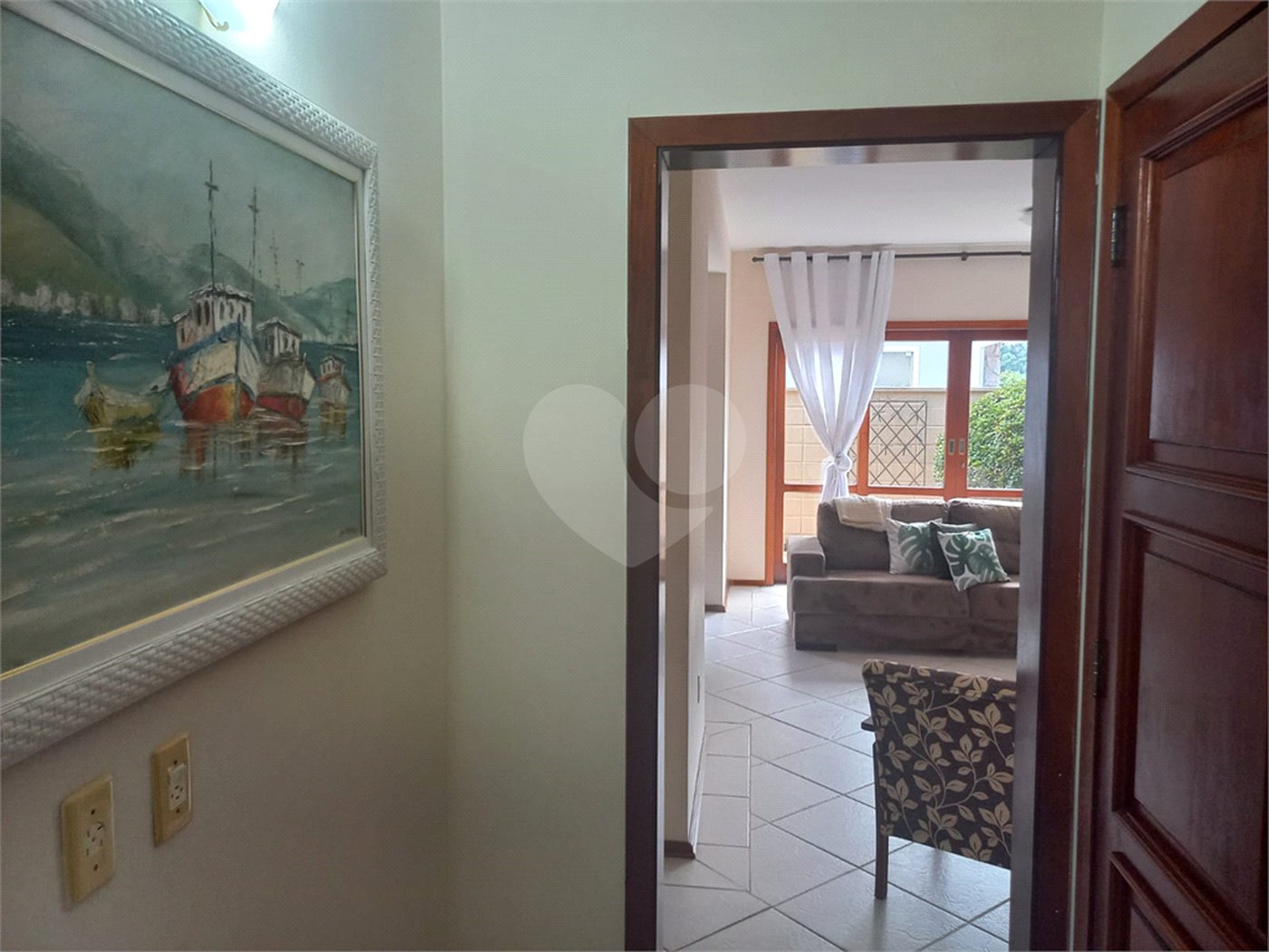 Casa à venda com 4 quartos, sendo 2 suítes,  em Villaggio Capríccio, Louveira, SP