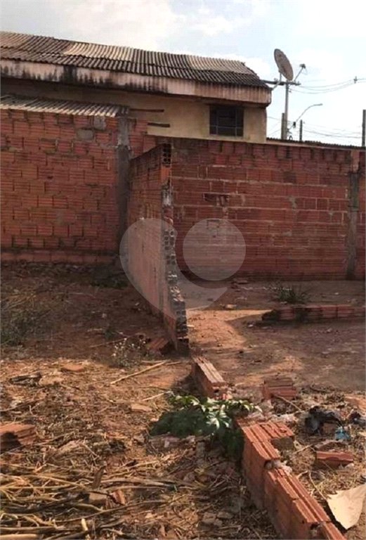 Terreno com 150,00 m² .