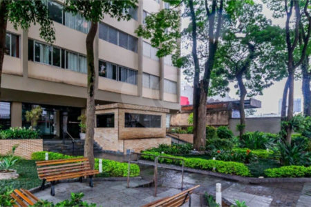 Apartamento na Região do Ipiranga à 8 Minutos do Metrô com 2 Dormitórios .