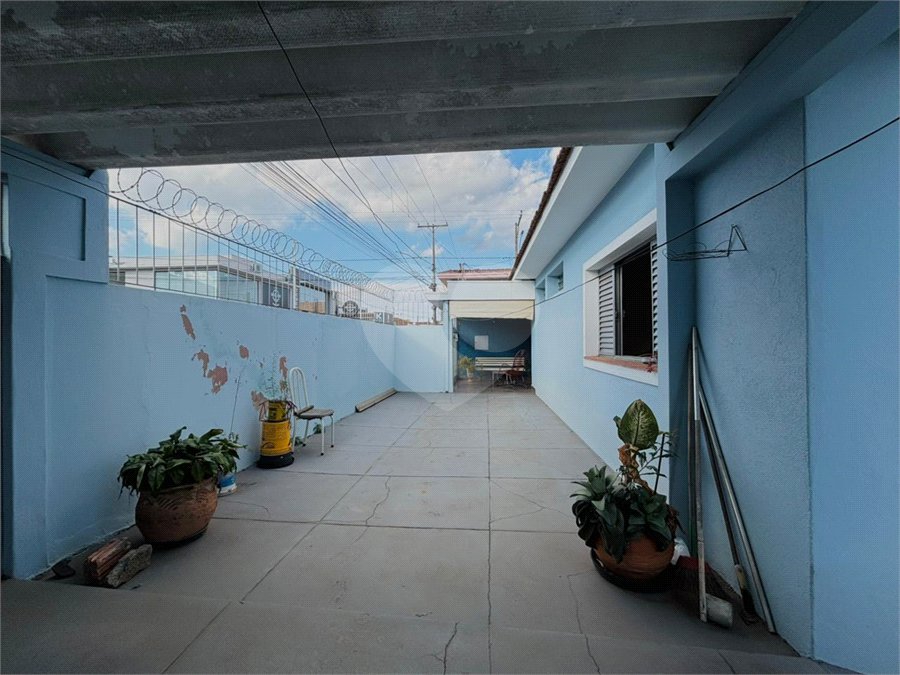 Casa 2 dormitórios Antônio Blanco