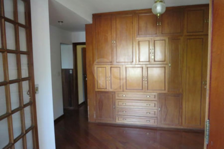 Casa de Vila à venda com 4 suítes em Morumbi, São Paulo, SP