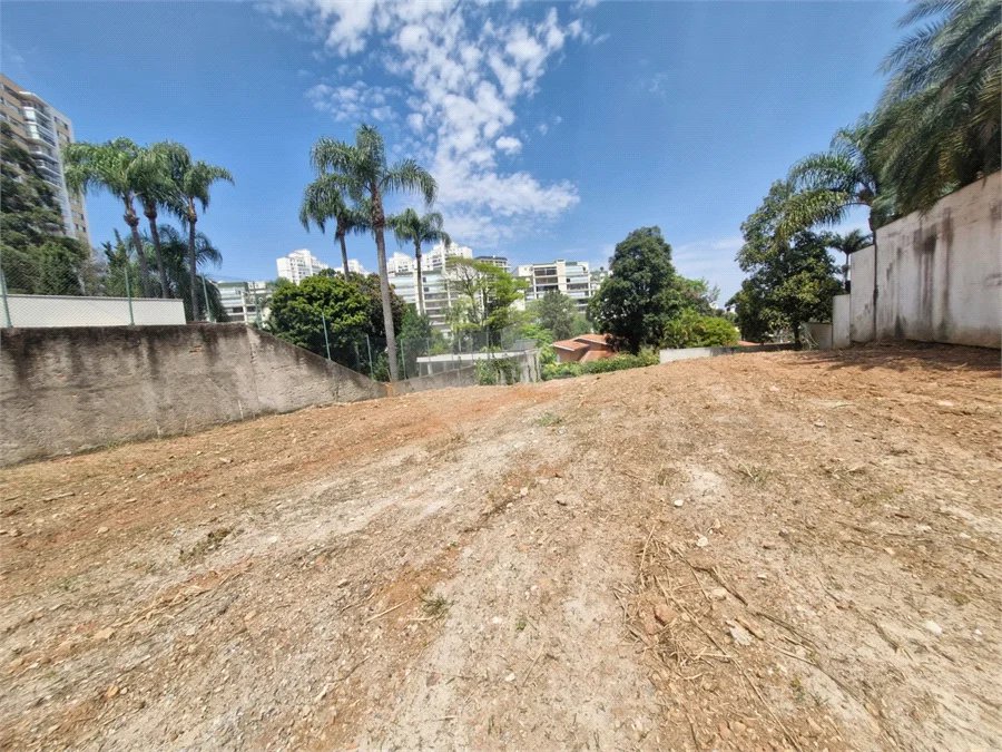 Terreno em rua fechada para Venda Alto da Boa Vista