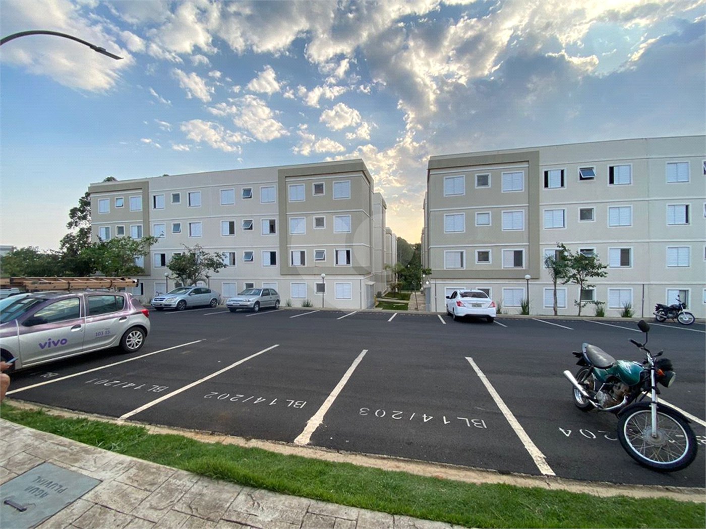 Apartamento no Condomínio Monte Stella