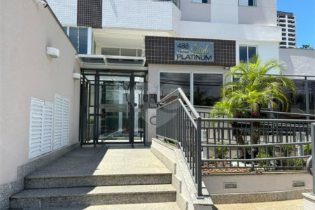 Apartamento com 77m² , 2 dormitórios , sendo 1 suíte , 2 vagas de garagem , a venda no bairro Rudge Ramos.