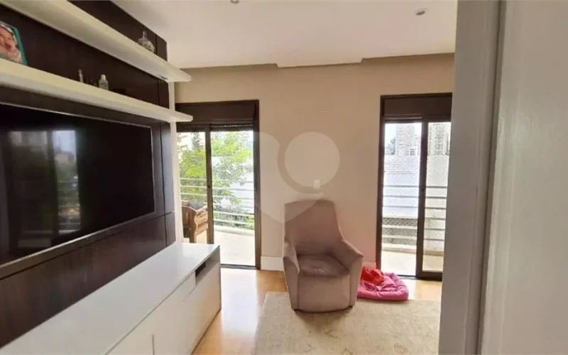 Casa com 3 suítes à venda, com 3 suítes e 4 vagas - Cidade Jardim - São Paulo/SP