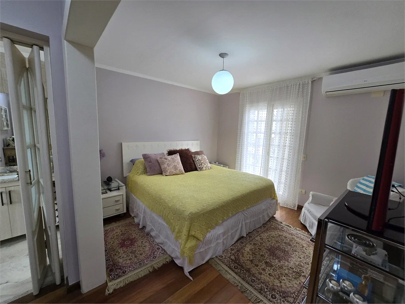 Sobrado à venda com 3 quartos, sendo 2 suítes,  em Jardim Bonfiglioli, São Paulo, SP