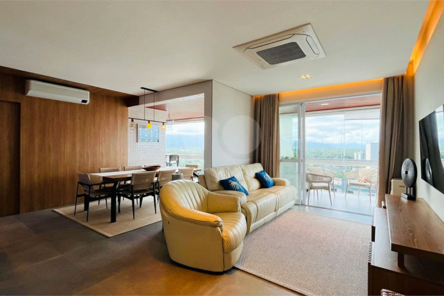 Apartamento à venda com 3 quartos, sendo 2 suítes, em Riviera de São Lourenço, Bertioga, SP