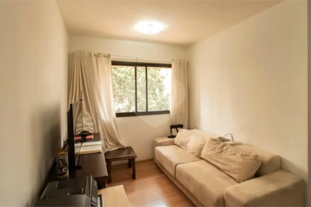 Apartamento 2 Quartos à Venda Próximo ao Metrô Saúde com Vaga