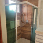 Indaiatuba- Condominio Maria Dulce-Venda e Locação - Terreno 300,00 ms - construido - 180,00 ms - Casa Terrea - 3 suites - escritório com ventilador, lavabo - cozinha com armários,forno, coifa e cooktop , ventilador - despensa - lavanderia com armarios- varanda gourmet com churrasqueira, quintal c