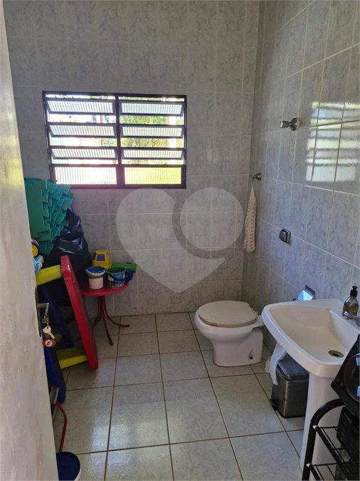 EXCELENTE RESIDÊNCIA À VENDA NO CONDOMÍNIO COLINAS VERDES – ARUJÁ/SP