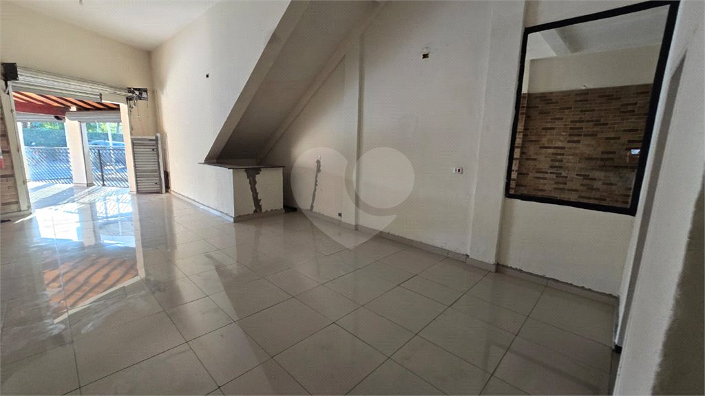 Salão 110m² comercial na Lucas Nogueira Garcez - Atibaia- SP