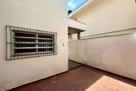 Sobrado à venda com 3 quartos, sendo 1 suíte, em Campo Belo, São Paulo, SP