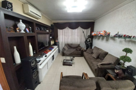 Sobrado de 141m² com 4 suíte e 4 vagas, mobiliado para alugar e à venda - Paraíso do Morumbi