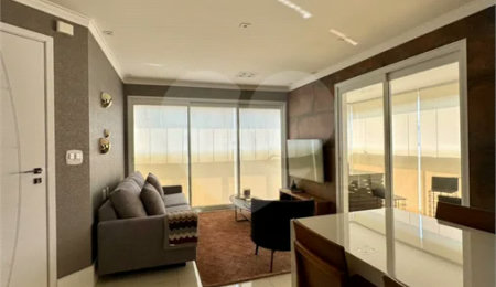 Apartamento à venda com 3 suítes em Vila Paulicéia, São Paulo, SP