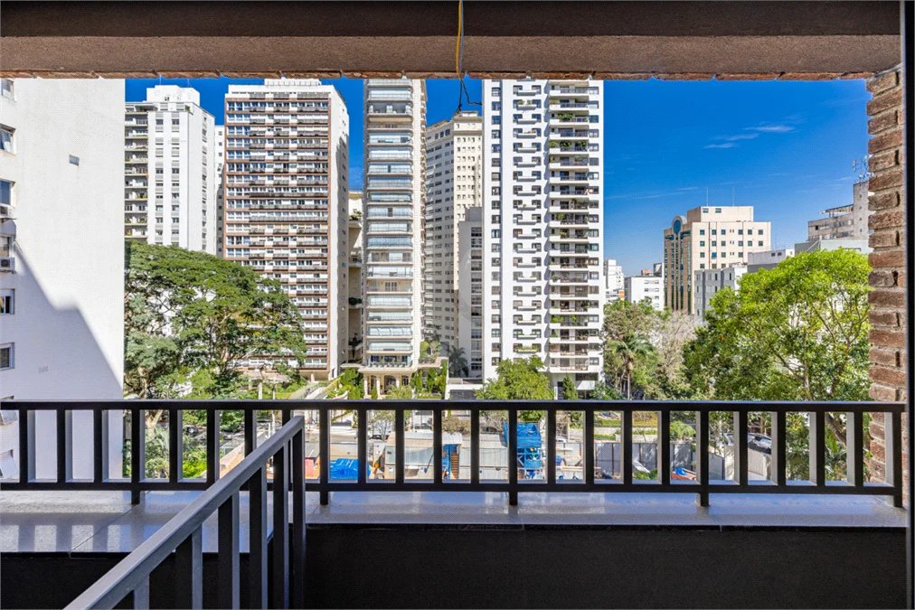 Oportunidade Única nos Jardins: Seu Refúgio de Alto Padrão ou Investimento de Alta Rentabilidade.