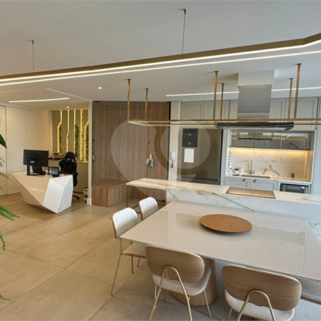 Apartamento de 140 m², 2 dormitórios sendo uma suìte, 3 vagas - Campo Belo/SP.