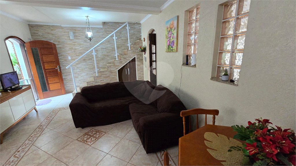 SOBRADO A VENDA FEITO PARA RENDA, FAMÍLIA GRANDE OU 2 CASAS | PRÓXIMO À ESTAÇÃO PIRITUBA!