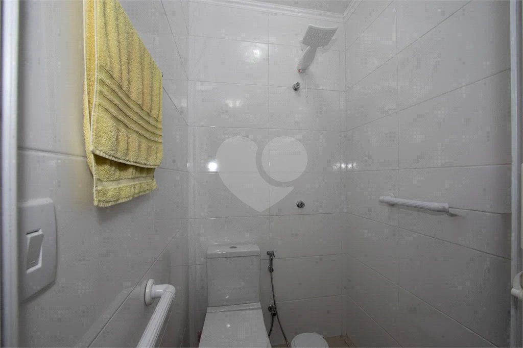 Sobrado à Venda com 2 suites no Tremembé.