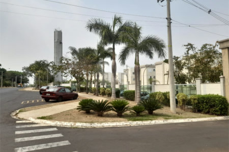 Excelente apartamento à venda no Condomínio Monte D’Oro