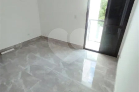 Cobertura á venda com 2 quartos sendo 1 suíte em Vila Humaitá - Santo André