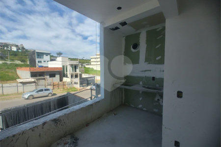 Apartamento 2 dormitórios (1 suíte) com vaga garagem, excelente localização, programa MCMV
