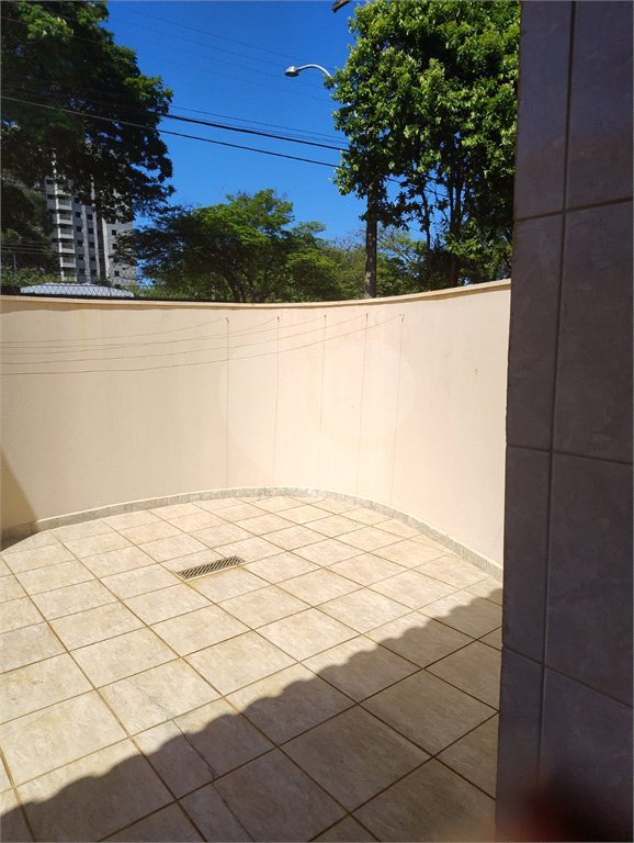 Excelente sobrado no Condomínio Parque Sabará