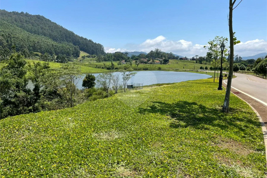 Terreno alto padrão à venda em Condomínio Serras Altas Poços de Caldas MG